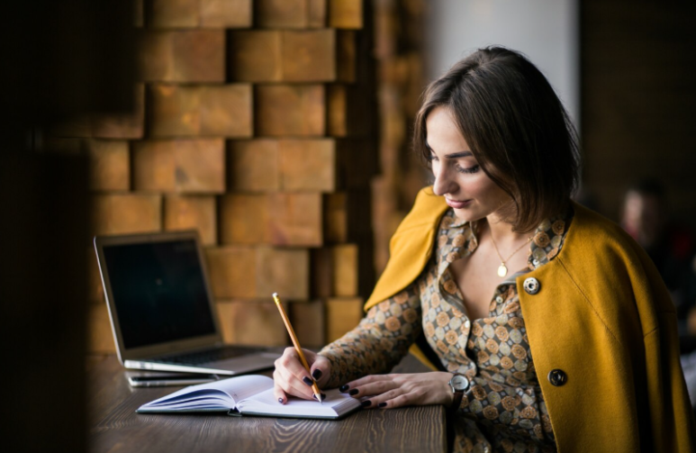 From Traditional LMS to Intelligent LMS-What Businesses Need to Know